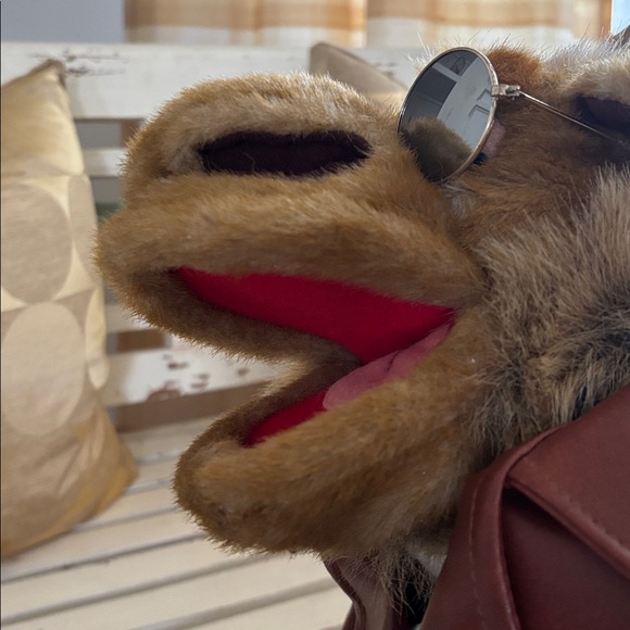 Joe Camel Puppet - Picture 8 of 16